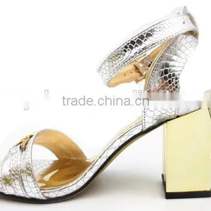 Middle Thick Heel Ankle Strap Office Lady Sandals With Button thumbnail-5