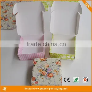 China Cardboard Corrugated Gift Boxes Suppliers Price for Sale thumbnail-4