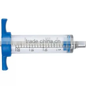 Veterinary Syrings & Injector thumbnail-1