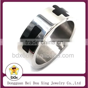 China Manufacturer Wholesale 2015 Fashion Custom Made Religious Jewelry Stainless Steel Catholic Black Enamel Cross Rosary Ring thumbnail-1