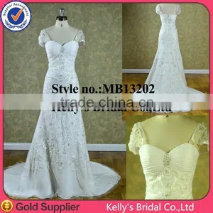 Good Price Appliqued Lace Designer Wedding Gowns With Cathedral Length Train thumbnail-1