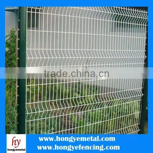 4x4 Welded Wire Mesh Fence thumbnail-3