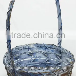 BLUE WASH ROUND BAMBOO CHIP BASKET W/HANDLE thumbnail-1
