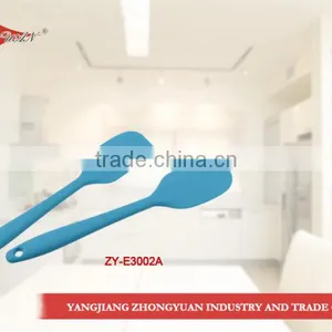 Hot Selling Food Grade Silicone Scraper for Kitchen Utensil thumbnail-1