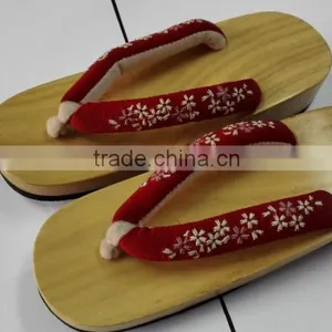 High Quality Novelty Wooden Men Geta thumbnail-1