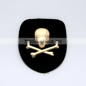 Black PU Leather Label With Gold Metal Alloy Logo Skull Design Patches for Jeans/jacket PLB-016 thumbnail-2