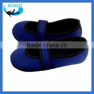 Top Quality Nice Design Neoprene Socks Shoes in China thumbnail-3