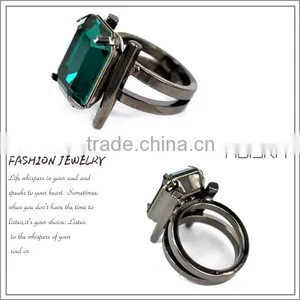 Gun Black Plated Fashion Alloy Ring With A Green Stone thumbnail-5