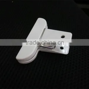 Printed Logo Plastic Colorful Clothing Clips thumbnail-6