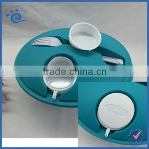 Plastic Fruit Salad Container With Fork thumbnail-3