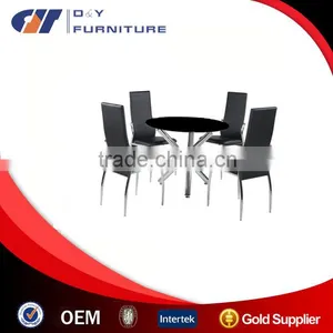 Dining Table in Round Black Glass With 4 Chairs thumbnail-1