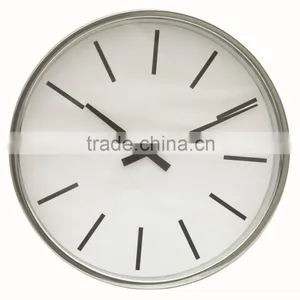 Metal Round Shaped Decorative Wall Mounted Clock thumbnail-2