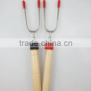 Extendable Wooden Spinning BBQ Fork thumbnail-6