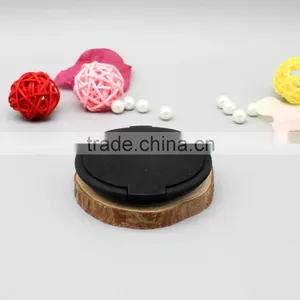 Wholesale Finish Shell Compact Mirror thumbnail-3