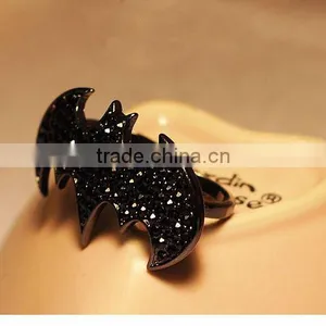 Black Crystal Studded Bat Shape Double Finger Holes Punk Style Ring thumbnail-3