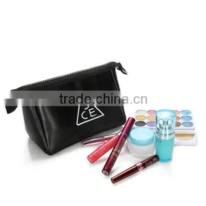 Unisex Custom Toilet Bag for Traveling thumbnail-3