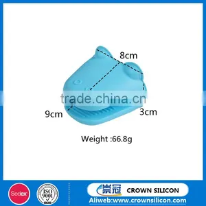 Popular Silicone Heat Resistant Cooking Glove /Crocodile Shape Silicone Glove For Cooking thumbnail-4