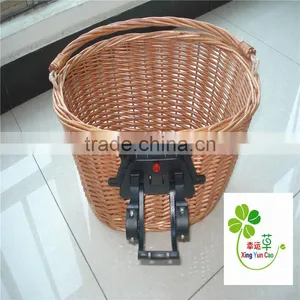 Bicycle Basket Made With Wicker thumbnail-4