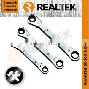 Reversible Ratchet Spanner Set With Plastic Surround thumbnail-1