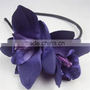 Hair Band With Flower thumbnail-2