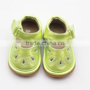 Wholesale Fancy Color Kids Squeaky Shoes Wholesale thumbnail-1