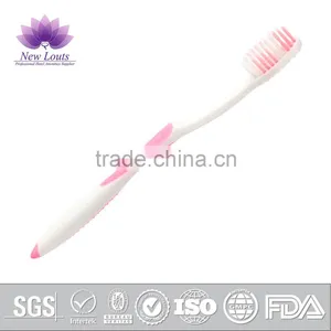 Good Quality Cheap Travel Disposable Hotel Toothbrush thumbnail-1