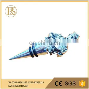 Figure Statue Red Wine Stopper thumbnail-1