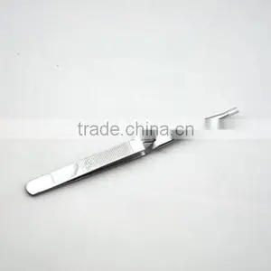 The Perfect Size/shape and Overall Design Eyebrow Tweezer With High Quality thumbnail-1