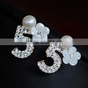 Numbers Earrings White Fresh Water Pearl Earring Flower Shape Earring thumbnail-1