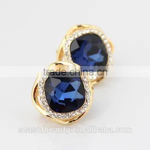 High Quality Crystal Stud Earrings Gold Plated Ear Stud thumbnail-2