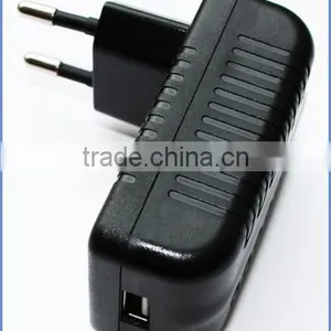 China Factory Price Single Usb Portable 12v 1a/1.25a Charger for Samsung With US/KR/UK/EU Plug thumbnail-1