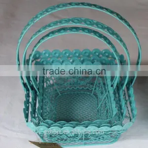 Set of Three Metal Wire Storage Basket With Handle thumbnail-1