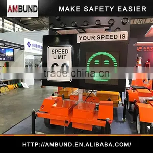Compact Radar Speed Trailer Traffic Flashing Radar Speed Limit LED Signs thumbnail-1