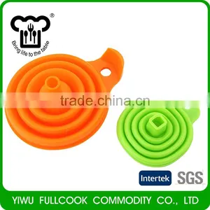 Hot Selling Food Gradfe Collapsible Silicone Funnel for Kitchen thumbnail-3