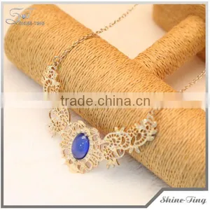 Gold Necklace thumbnail-1