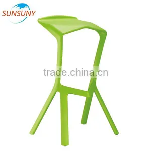 2016 High Quality Fancy Color Modern Plastic Bar Chair thumbnail-1