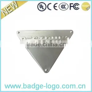 New York Style Fashion Triangle Nameplate thumbnail-1