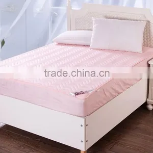 Bulk Waterproof Anti-slip Quilted Soft Felt Folding Mattress Pad thumbnail-2