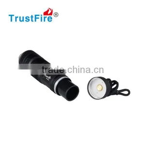 Factory Wholsale A9-2 Trustfire XML-2 Led 900lumens Stream Light Led Flashlight thumbnail-5