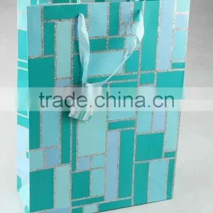 Foldable Gift Bag With Irregular Squares/ Shopping Bag thumbnail-4
