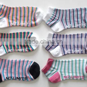 Latest Women Colorful Socks With Custom Logo Stocks thumbnail-1