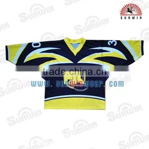 Custom-made Sublimation Printed Polyester Ice Hockey Jersey Wholesale thumbnail-3