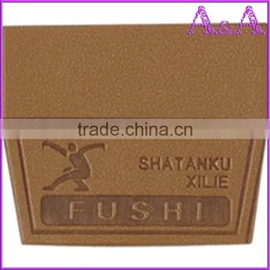 High End Ink Filled Deboss Embossed Garment PU Leather Labels for Jeans thumbnail-2