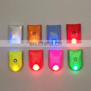 Red Reflective Pvc Strong LED Magnet Clip thumbnail-2