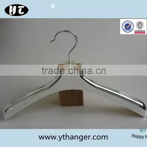 Fashion Electronic Plastic Hanger With Shiny Surface thumbnail-1