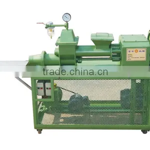 Vacuum Pug Mill Machine thumbnail-2