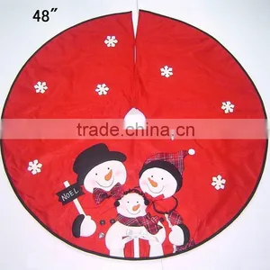 Christmas Treeskirt thumbnail-1