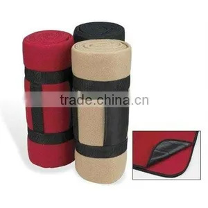 100% Polyester Fleece Waterproof Travell Fleece Blanket With Carry Handle thumbnail-1