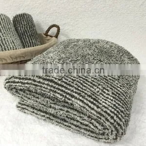Ultra Absorbent Bamboo Charcoal Sports Beach Towel thumbnail-3