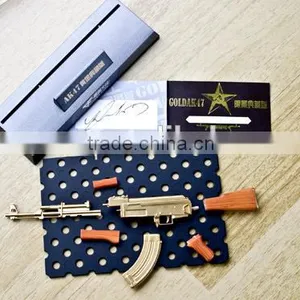 New Arrived OEM Miniature Gun Action Figure for Kids thumbnail-3